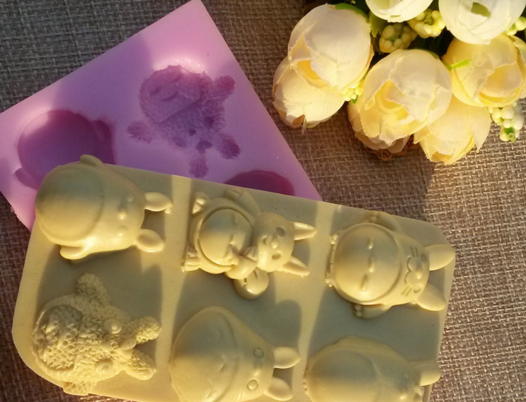 液態硅膠產品有溢料怎么解決 ？